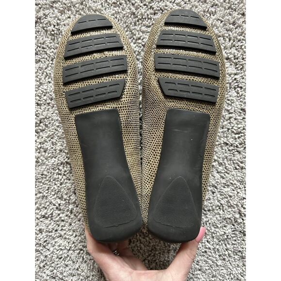 Vaneli Shoes Womens 7.5M Penny Loafers Green Slip On Casual Comfort Low Top Flat - Picture 8 of 11